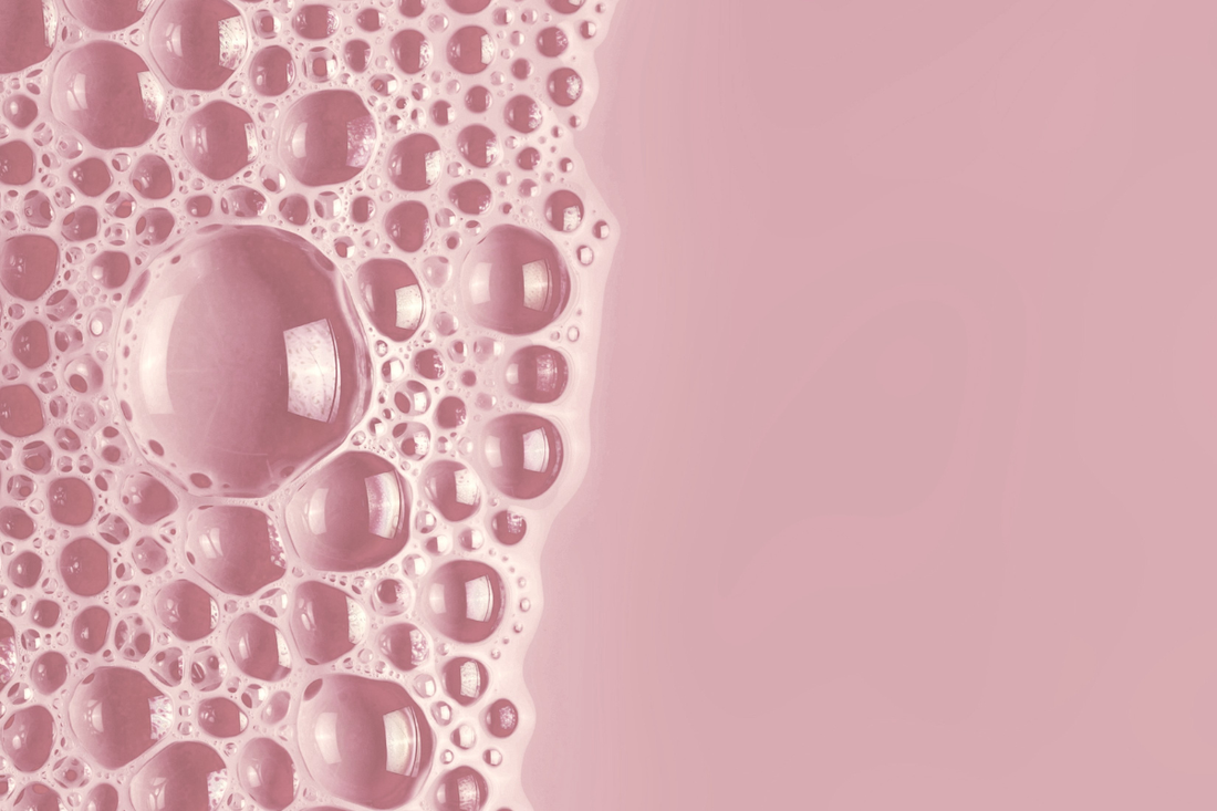 Foaming vs. Non-Foaming Rice Powder Cleansers: What Your Skin Really Needs